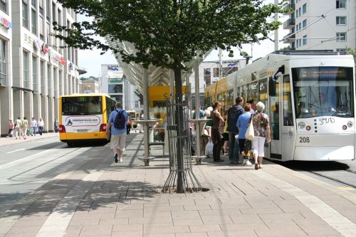 Nahverkehr: Alte Tickets bis Ende März gültig