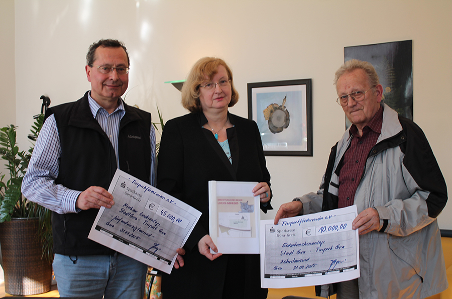 Spende für neue Tierpark-Gehege überreicht