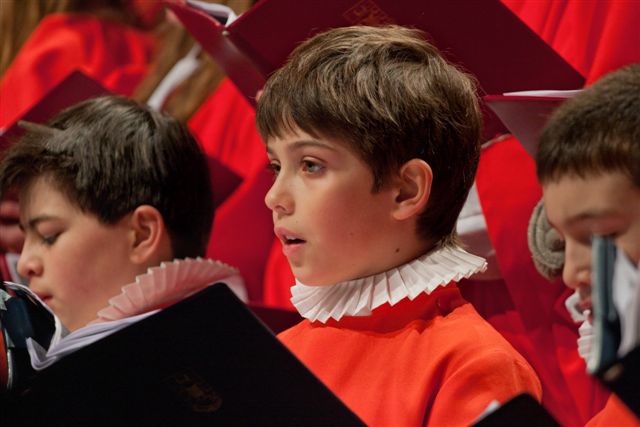 Englischer Chor unterstützt Dorfkirchensanierung