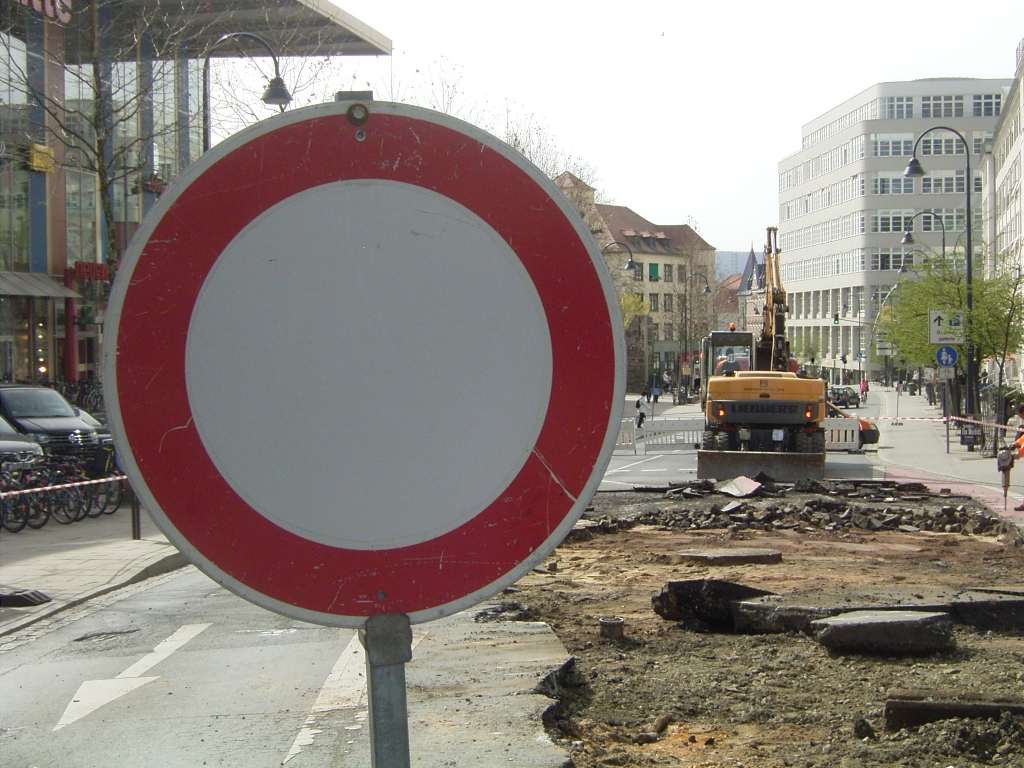 Bauarbeiten an Fernwärmeleitung: Theobald-Renner-Straße ab Montag gesperrt