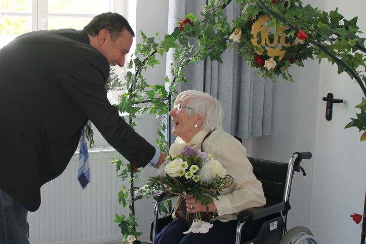 Gratulation zum 101. Geburtstag 