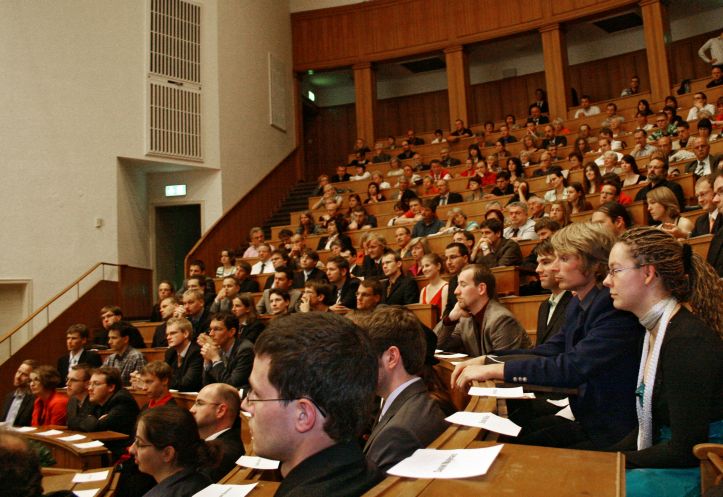 Zahl der Physik-Absolventen in Jena gestiegen