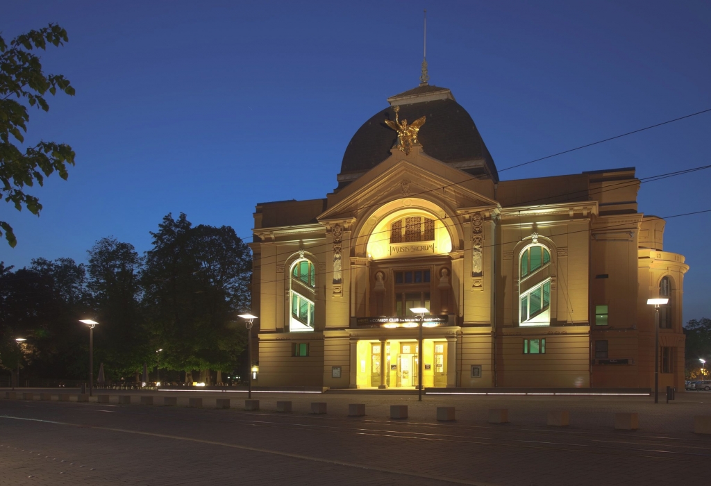 Kostümverkauf aus Theaterfundus 