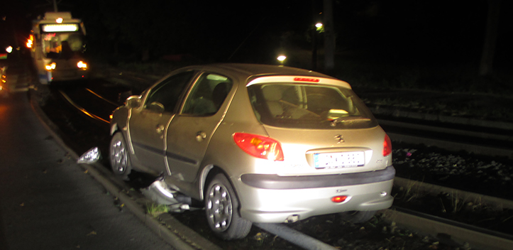 Mit 1,47 Promille ins Gleisbett der Straßenbahn