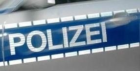 Autoscheinwerfer und Navis gestohlen