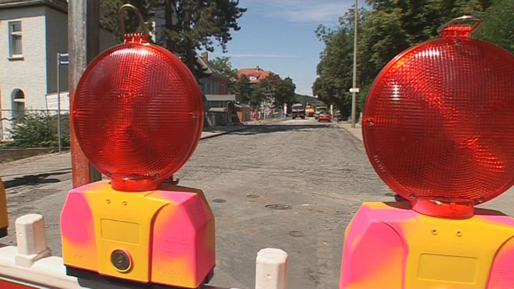 Fahrbahnschäden in der Erfurter Straße werden behoben
