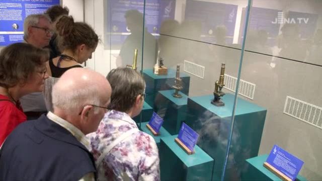 Jena im Zeiss-Fieber: Uni-Ausstellung beleuchtet die Zusammenarbeit von Wissenschaft und Industrie