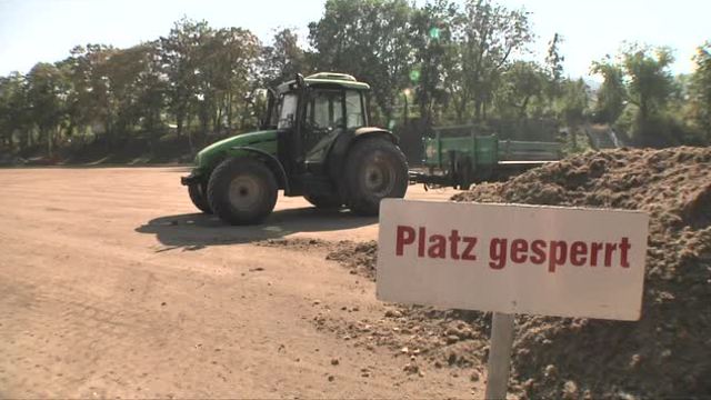 Am frisch sanierten Postsportplatz neben dem Ostbad sind erneut Bauarbeiten nötig