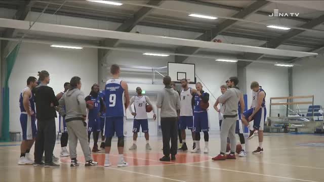 FASTBREAK - Das Science City Jena Fanmagazin Saison 2017/2018 – Folge 4