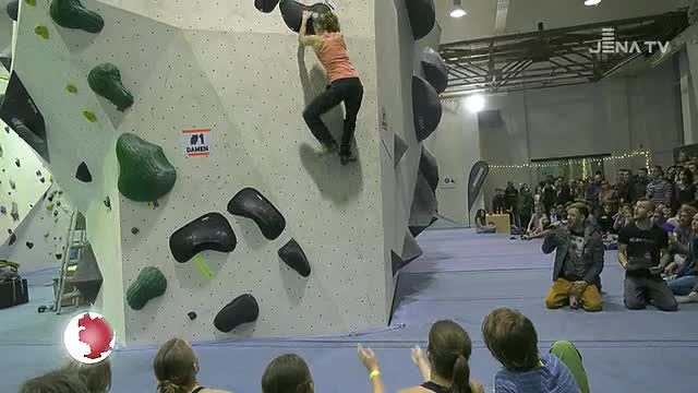 Kletterfinale in Boulderhalle: Hobby-Kletterer und Profis zeigten ihr Können