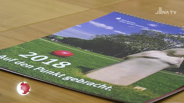 Geschenke für Vereine: Erlöse des Sparkassenkalenders 2017 wurden übergeben