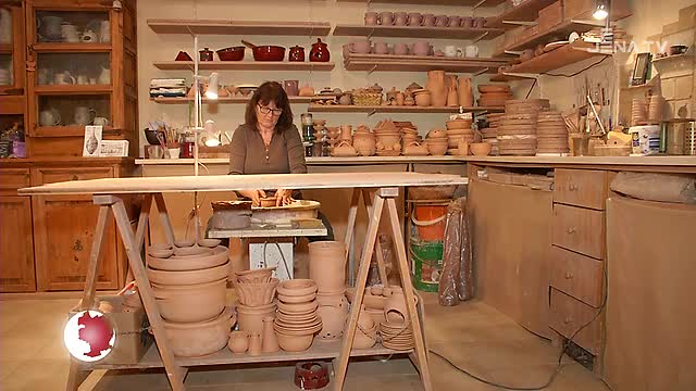 Formenvielfalt: Zum Tag der offenen Töpferei lädt auch Uta Mill in ihre Werkstatt nach Zwätzen ein 