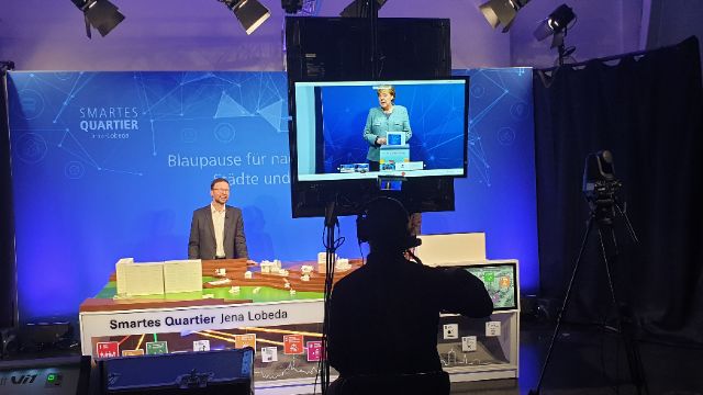 Digitalgipfel: Der Kanzlerin wurden Jenaer Projekte für mehr Nachhaltigkeit vorgestellt