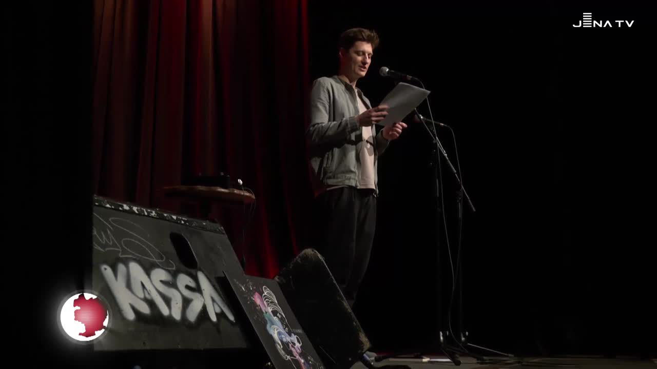 Verleihung: Jenaer Poetry Slammer Friedrich Herrmann bekommt Dexel-Preis