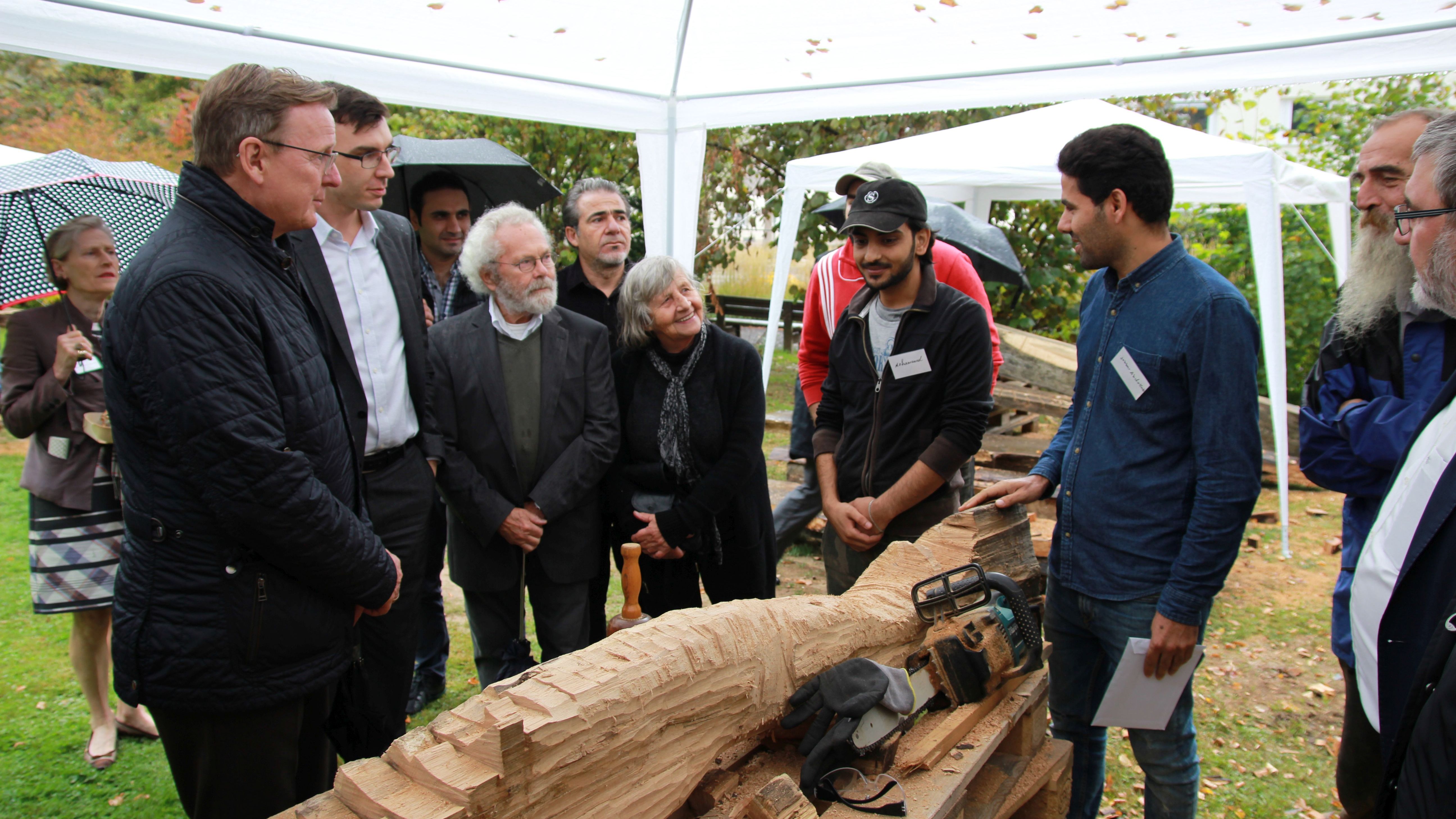 Holzbildhauersymposium in Stadtroda: Abschlusspräsentation