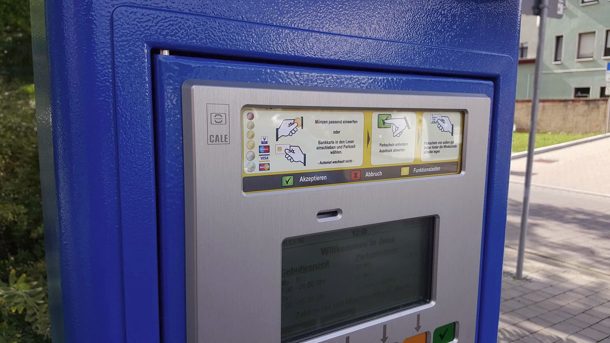 EC- und Kreditkarten-Zahlung für Parkscheine in Jena