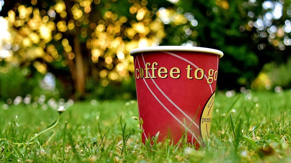 Oktober-Stadtrat lässt Coffee-to-go-Mehrwegsystem prüfen