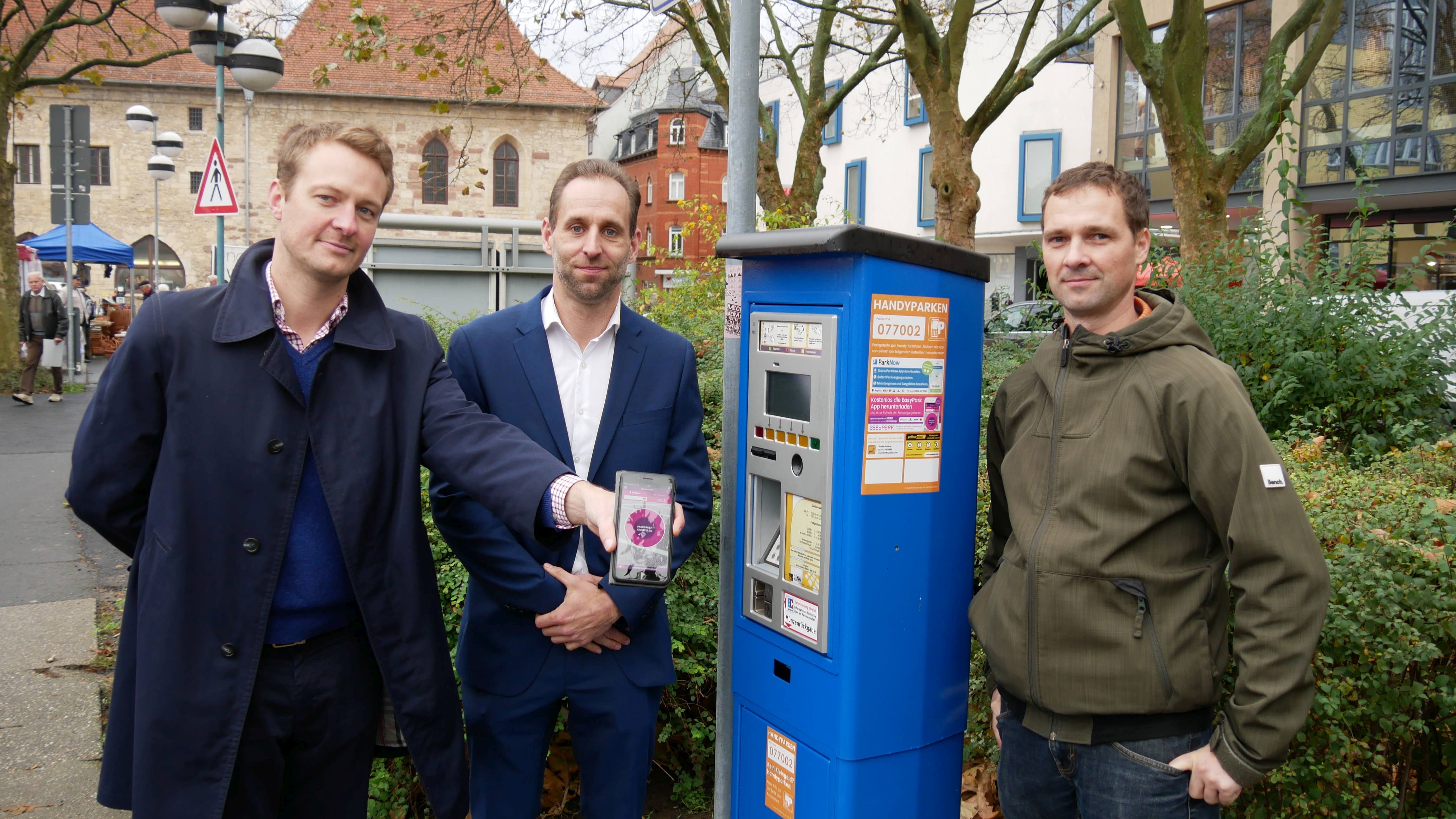 Parkgebühren per Mobiltelefon bezahlen