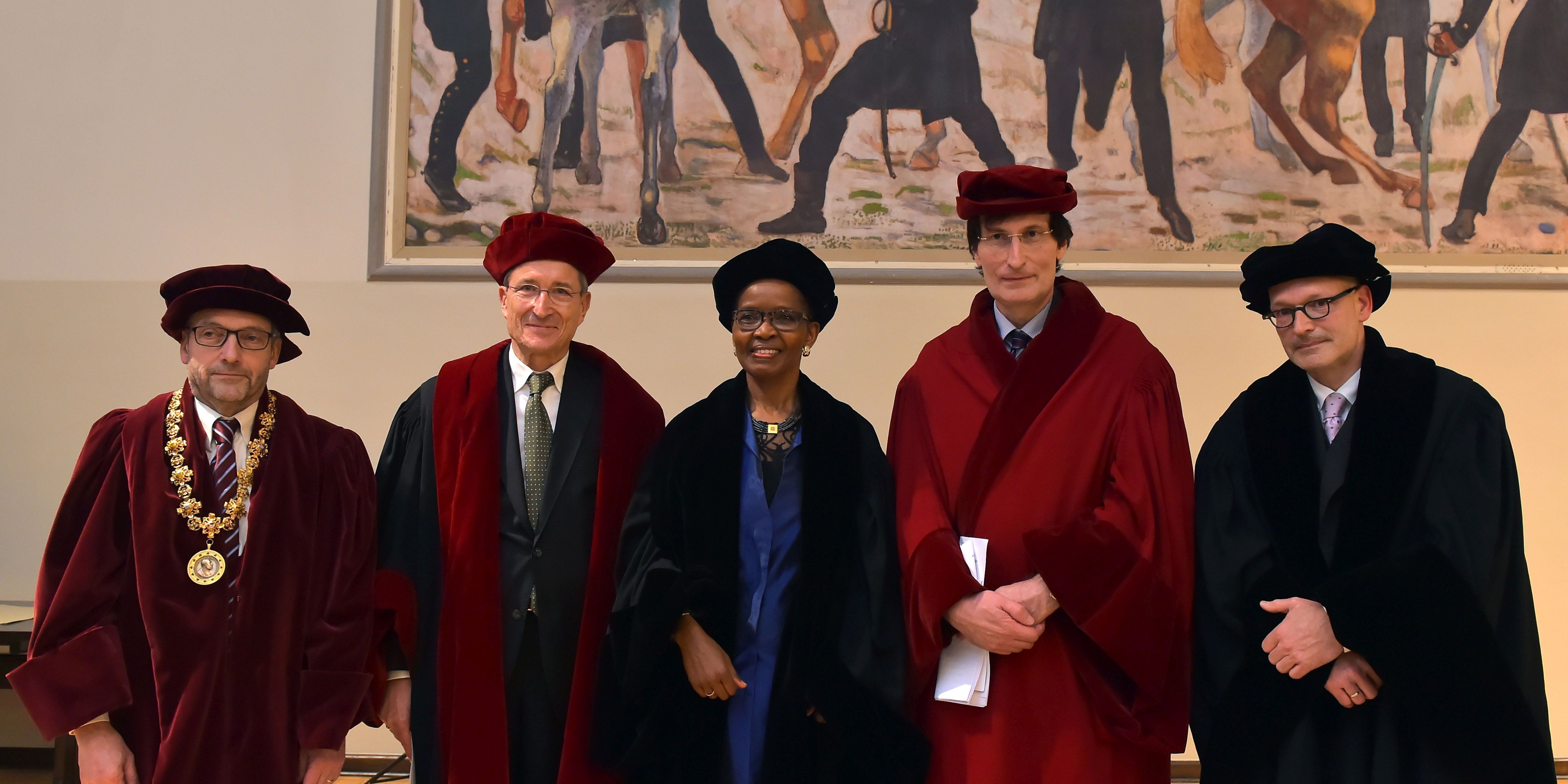 Ehrendoktorwürden verliehen 