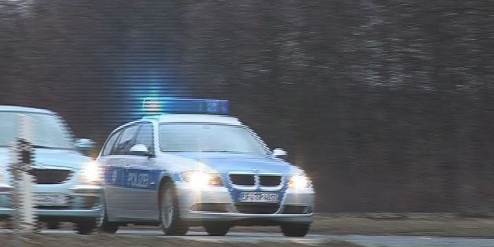 Böller gegen Jugendliche geworfen