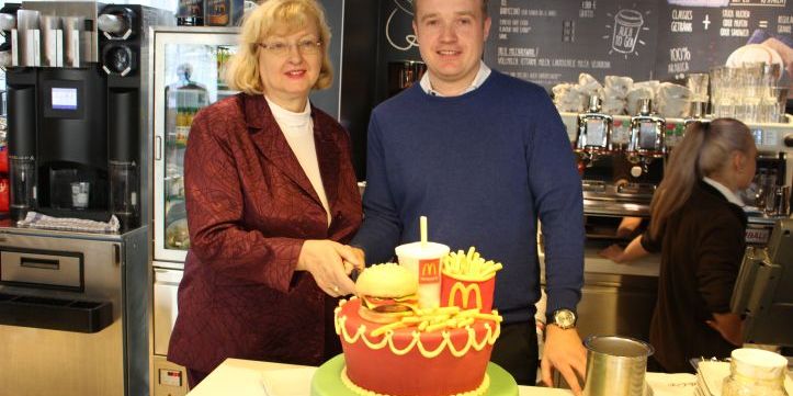 Moderne McDonald's-Filiale eröffnet