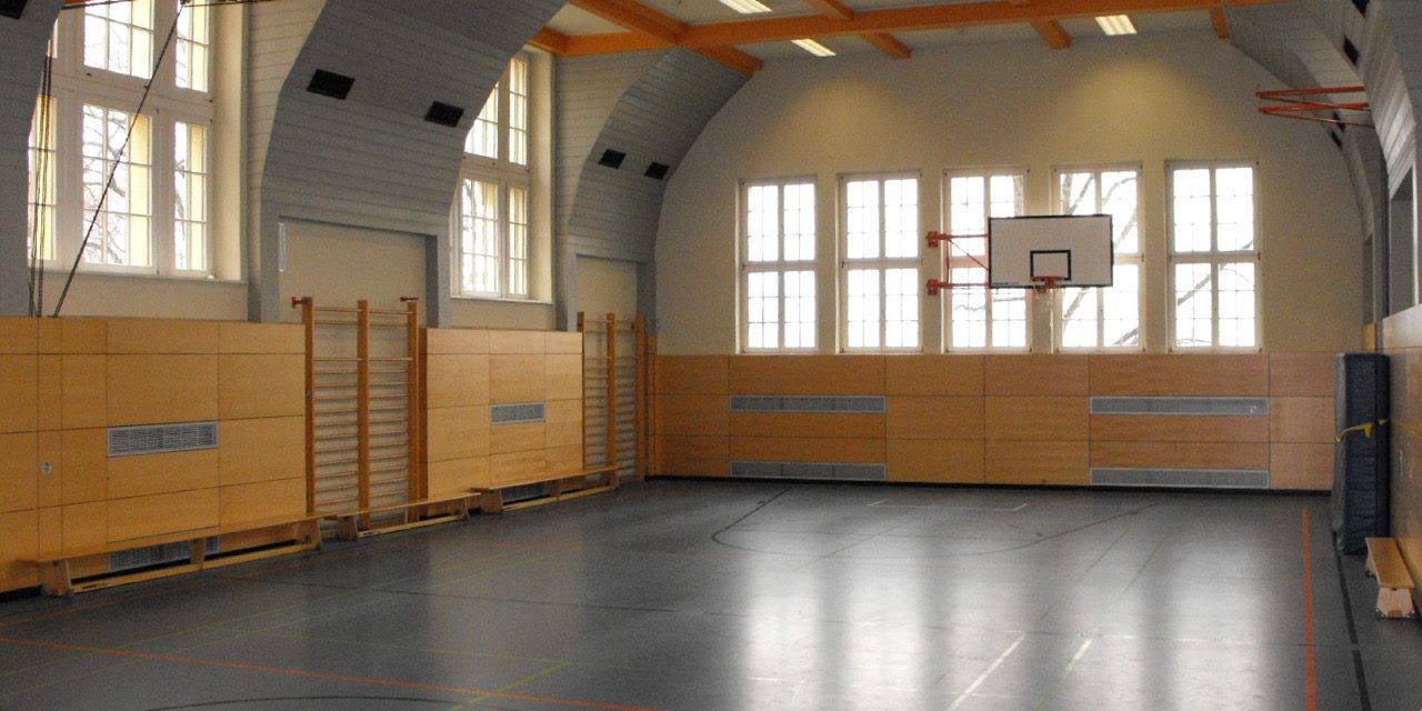 Sporthallen wegen Sturmschäden geschlossen Sporthallen wegen Sturmschäden geschlossen