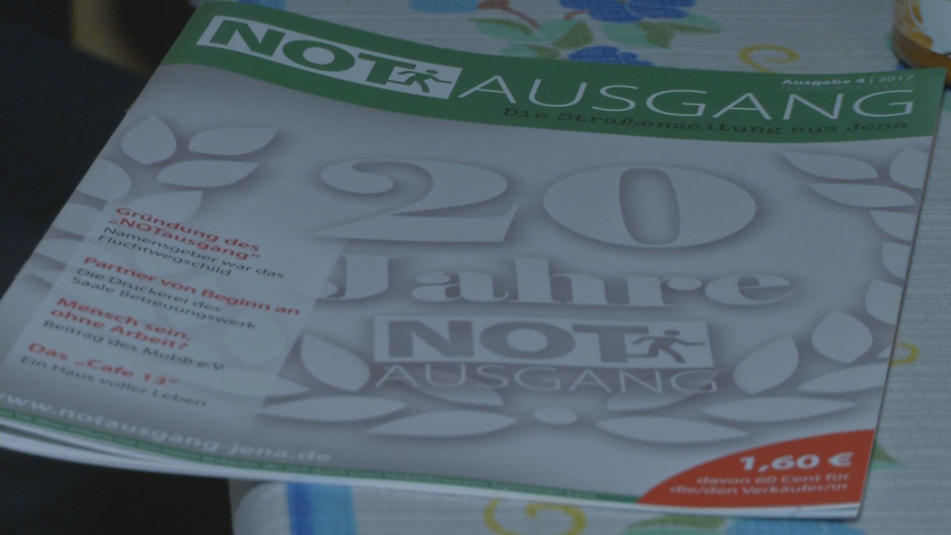 Noch lange nicht am Ende: Die Jenaer Straßenzeitung NOTausgang feiert das zwanzigste Jahr ihres Bestehens