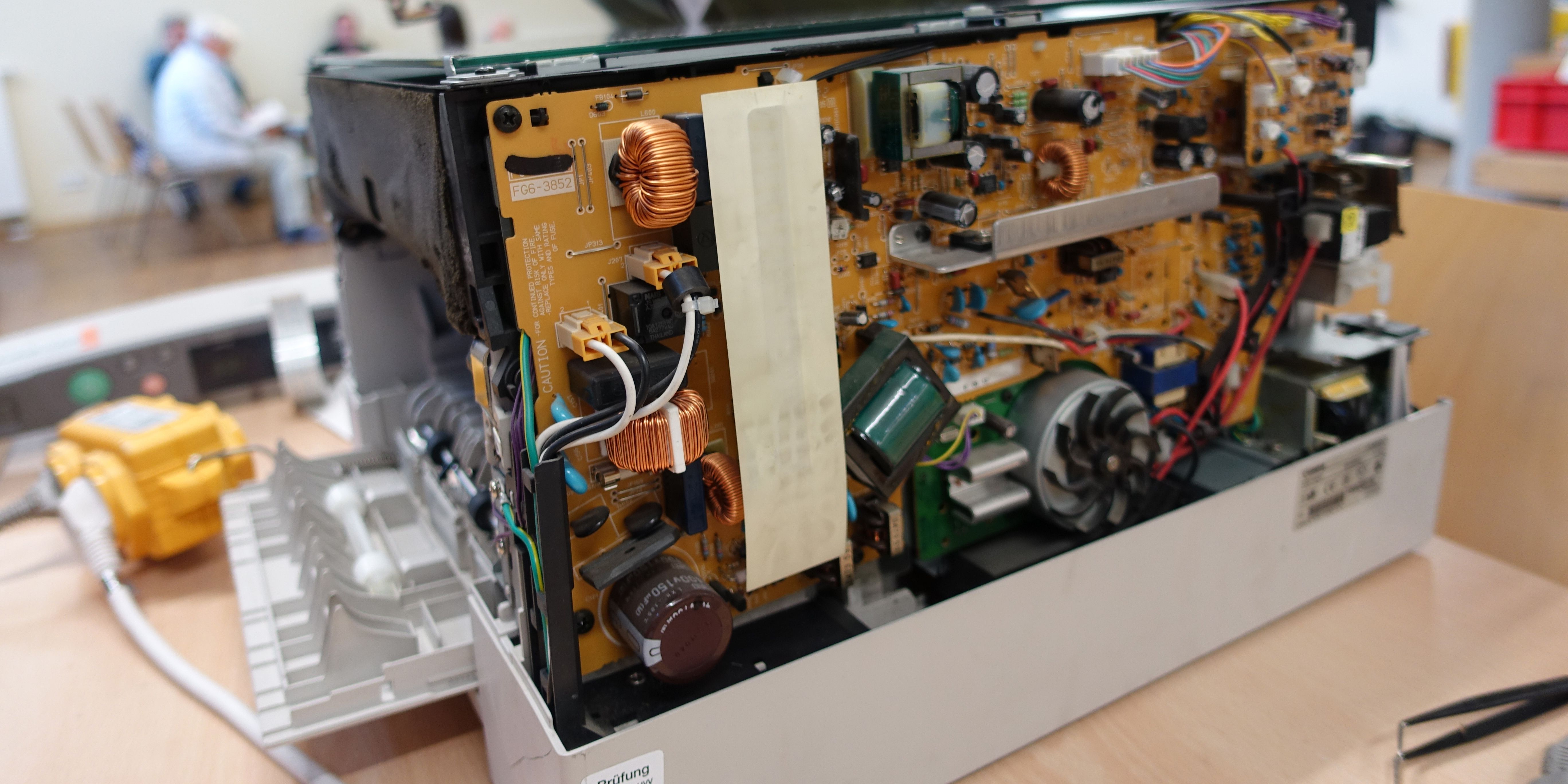 Reparier-Café im Jugendzentrum Eastside Reparier-Café im Jugendzentrum Eastside