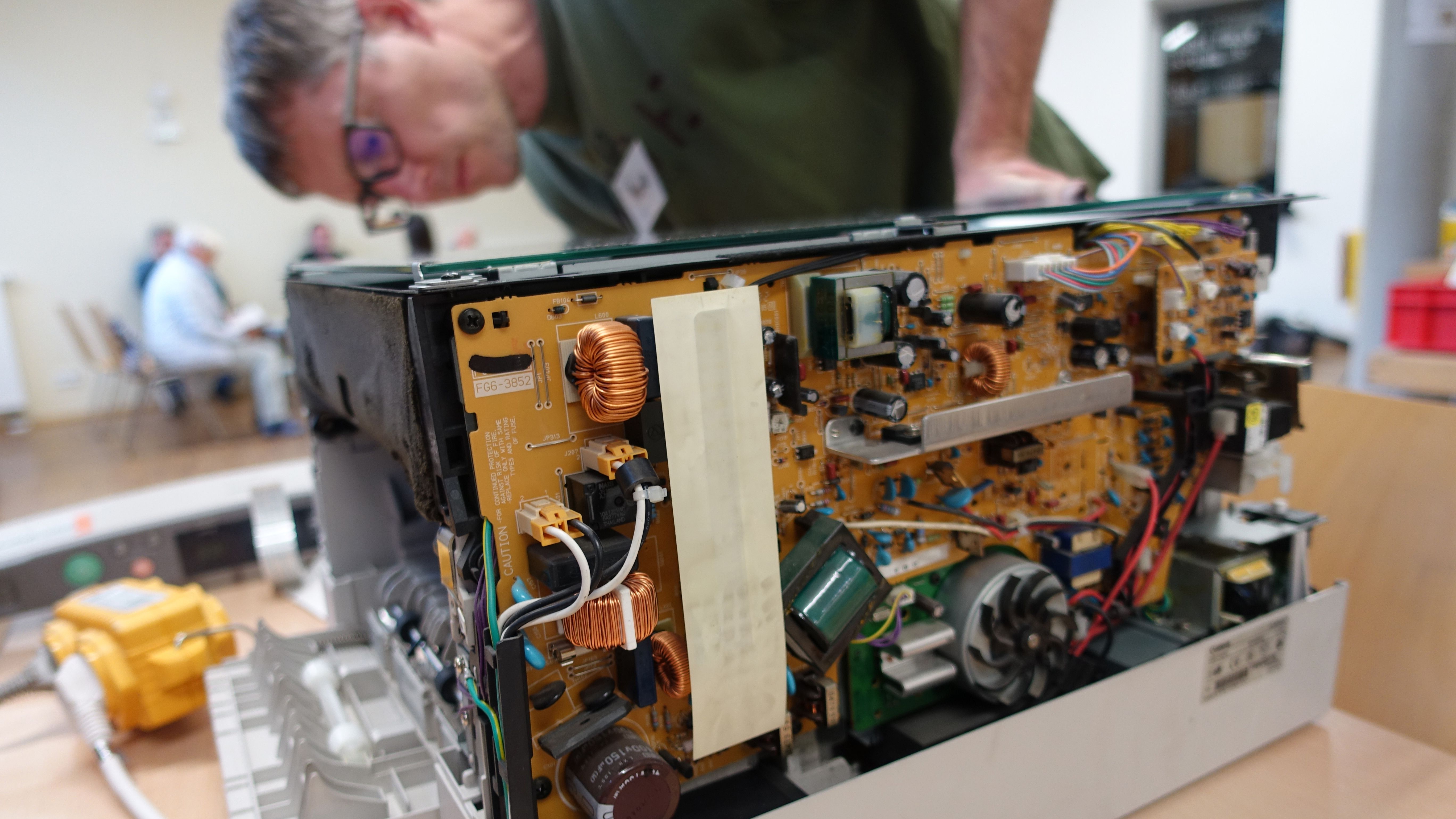 Reparier-Café im Jugendzentrum Eastside