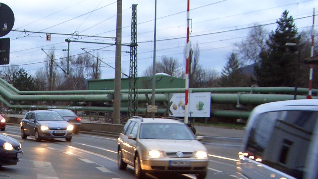 Bahnübergang am Burgauer Weg an diesem Wochenende gesperrt