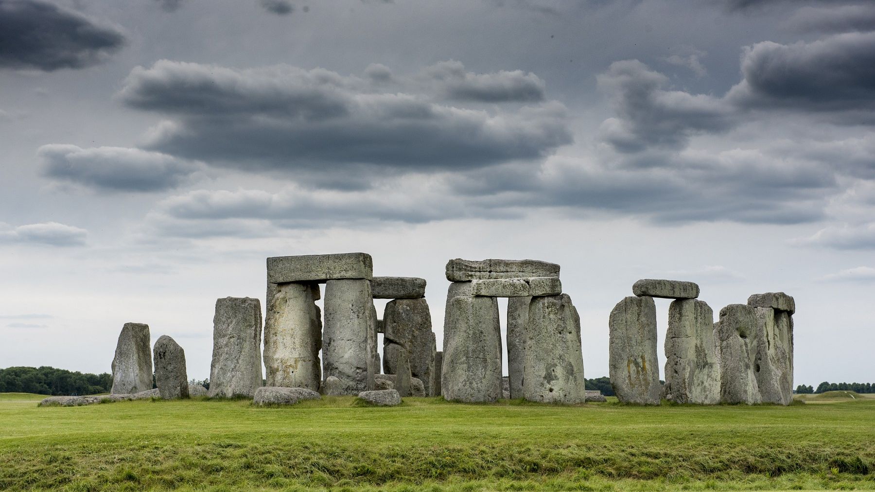 Lichtbildarena zwischen Eis und alten Pfaden