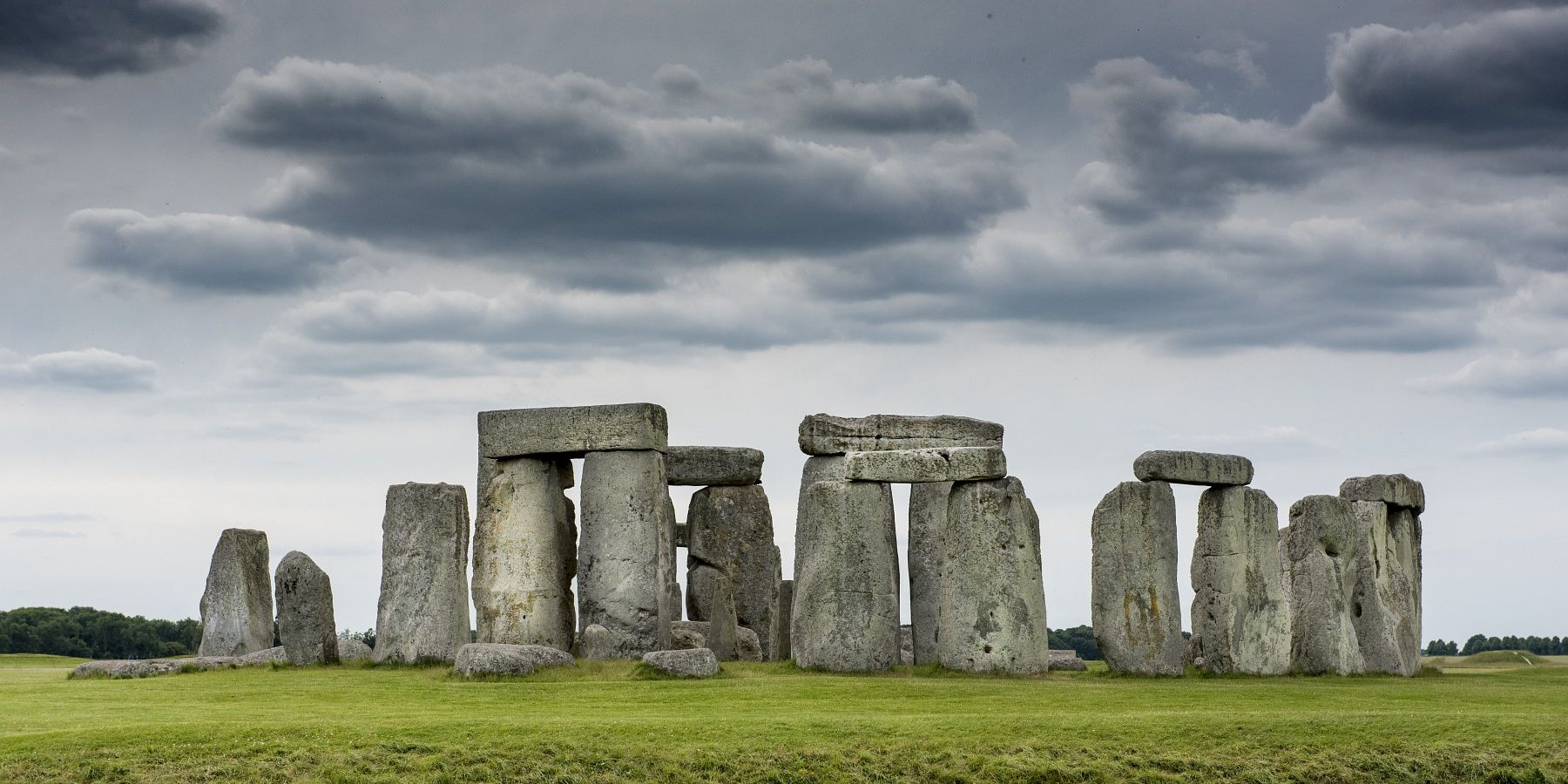 Lichtbildarena zwischen Eis und alten Pfaden