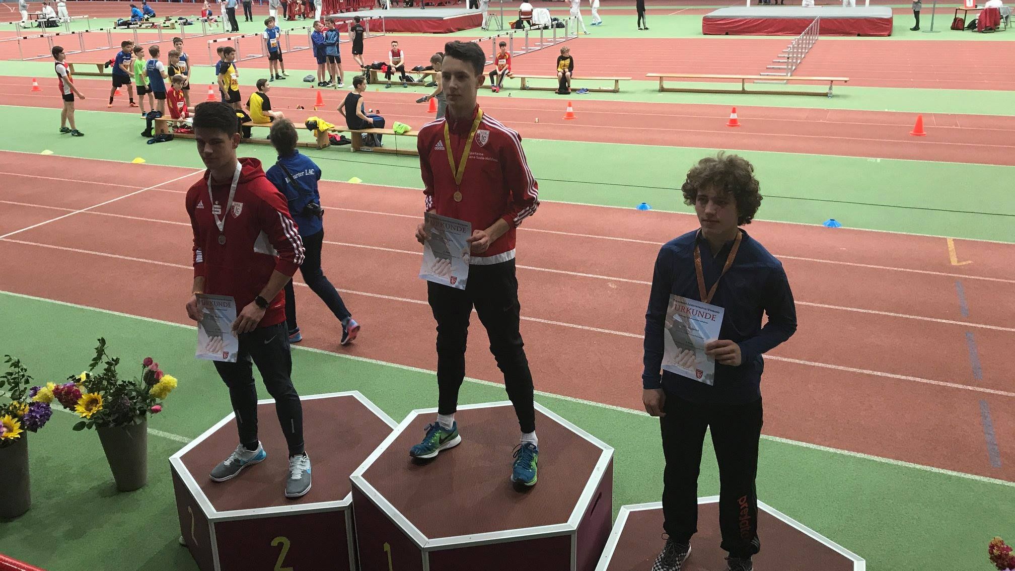 Jenaer Leichtathleten sammeln bei Hallenlandesmeisterschaft 22 Medaillen