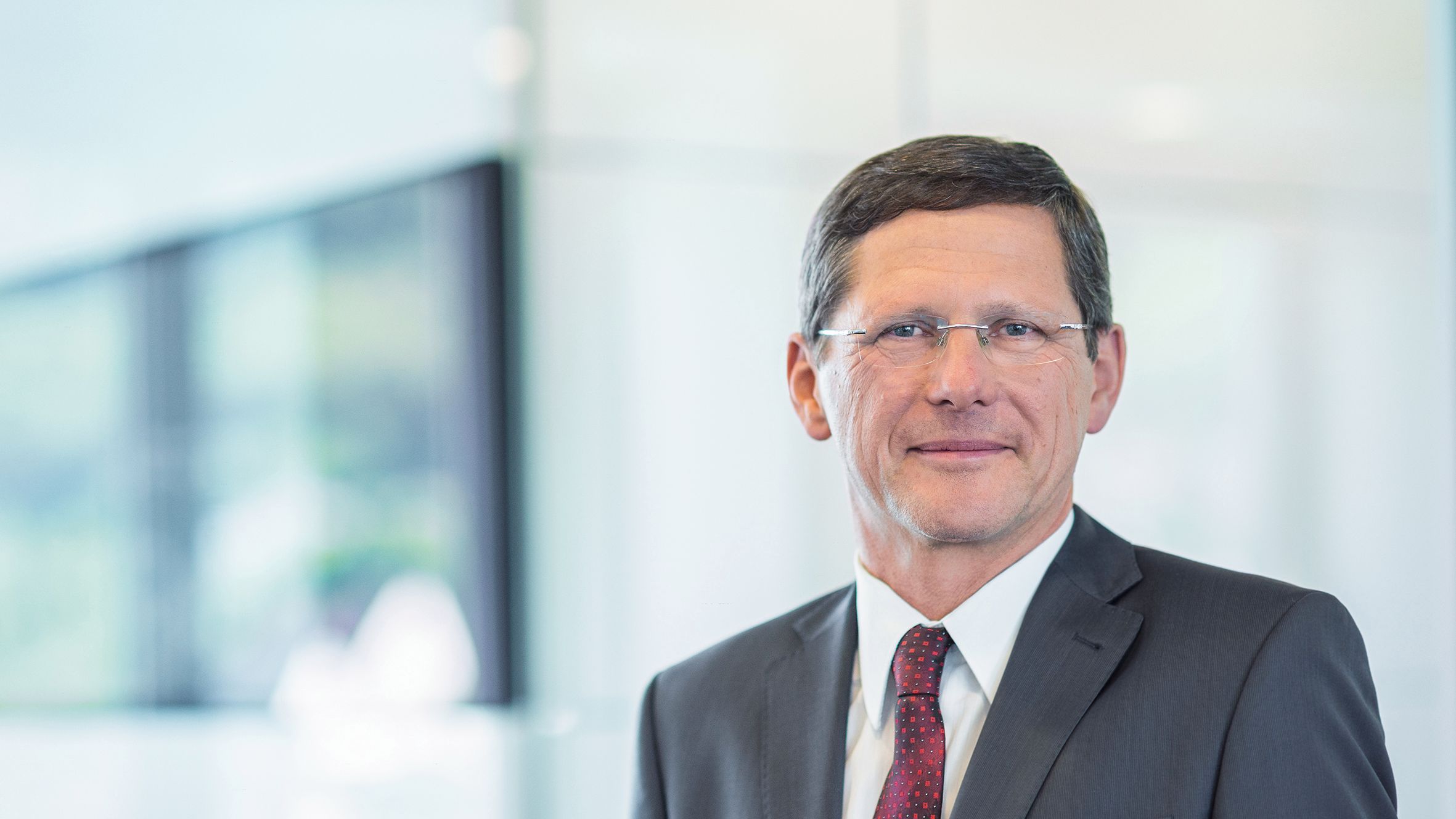 ZEISS-Vorstandsvorsitzender Kaschke erhält am Montag FSU-Ehrendoktorwürde