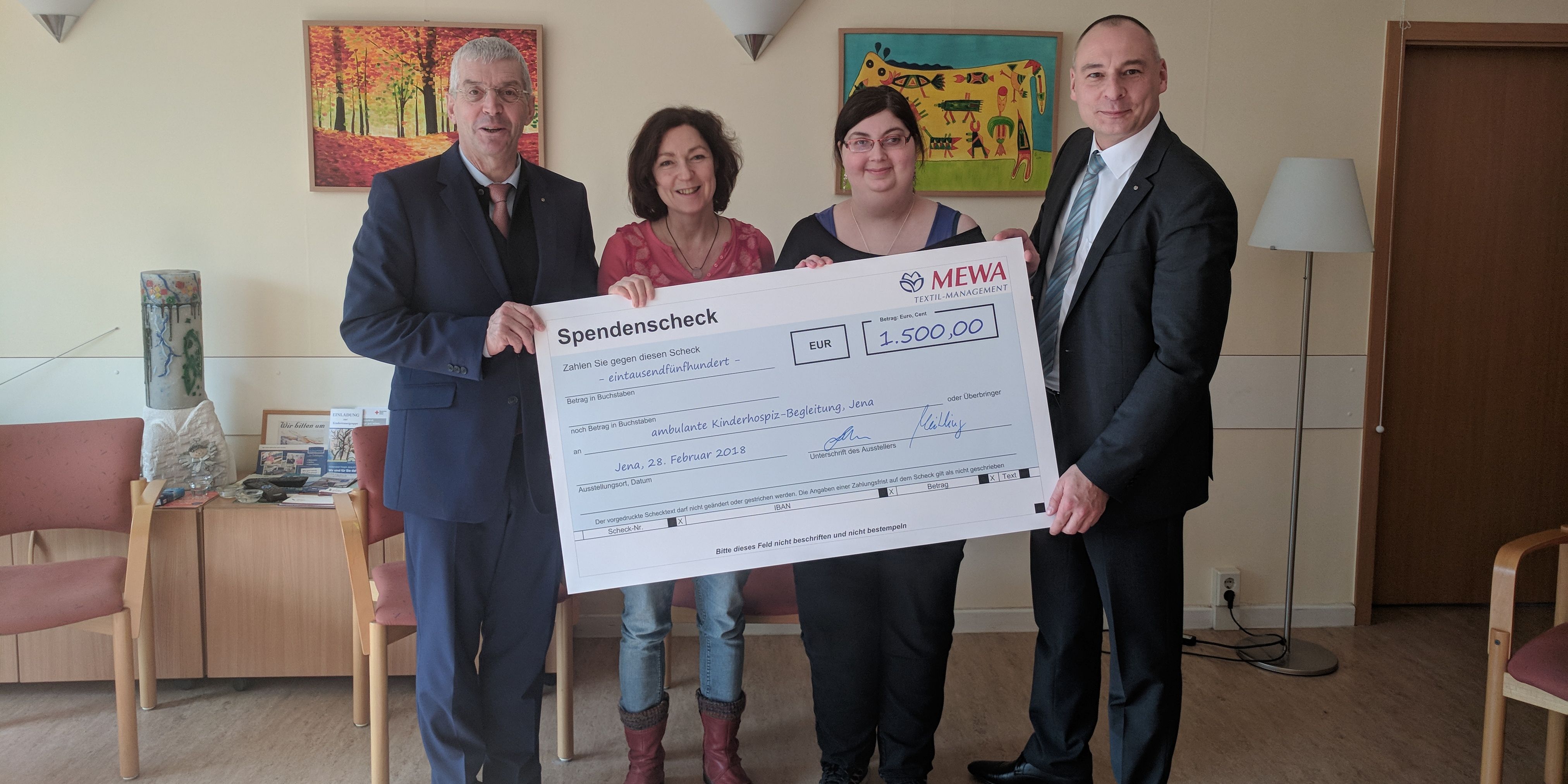 MEWA Mitarbeiter spenden für guten Zweck