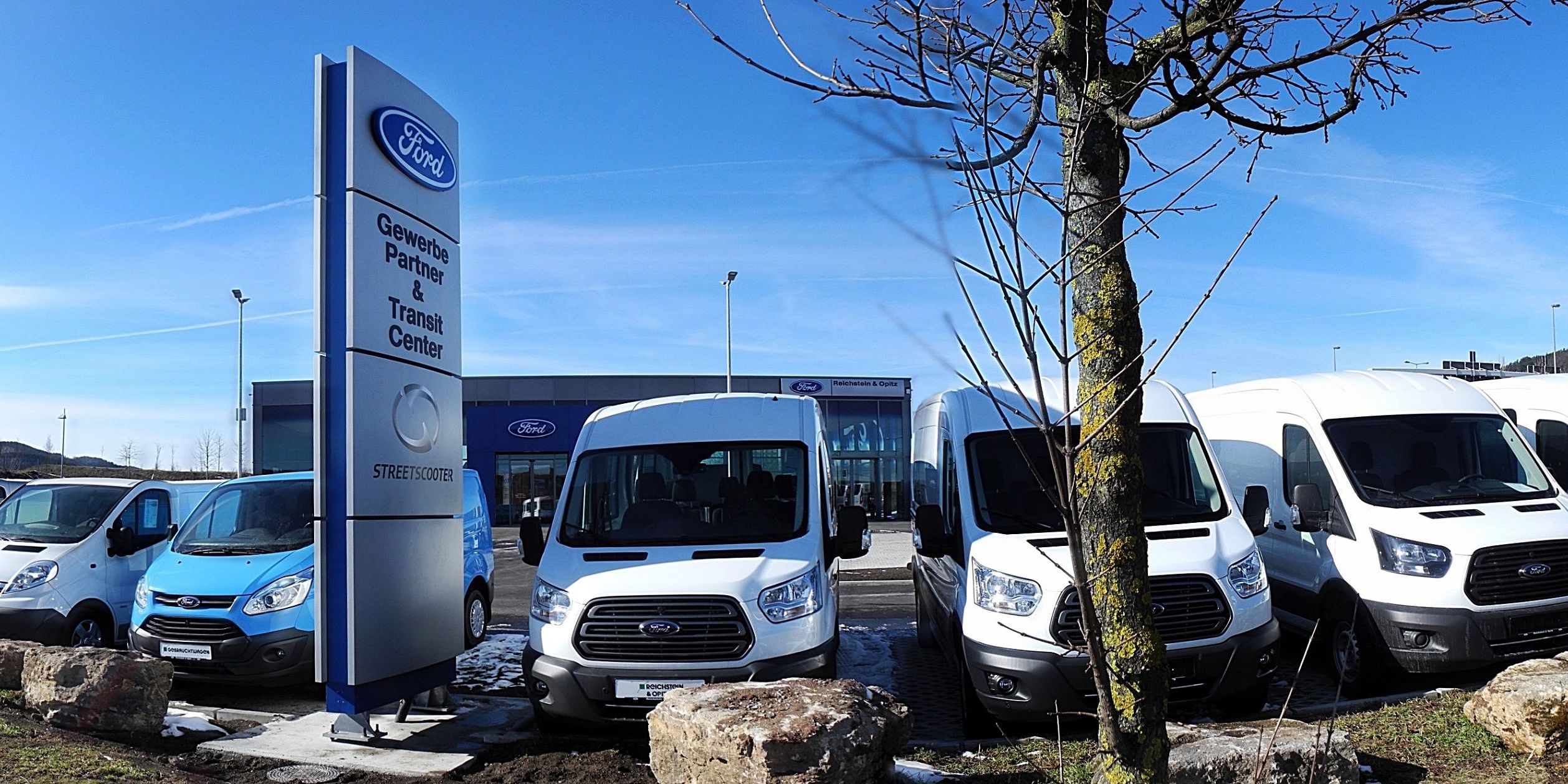 Ford Nutzfahrzeugzentrum eröffnet