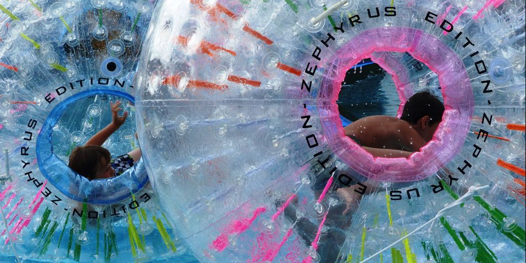 Pool-Party und Ostereiersuche im GalaxSea 