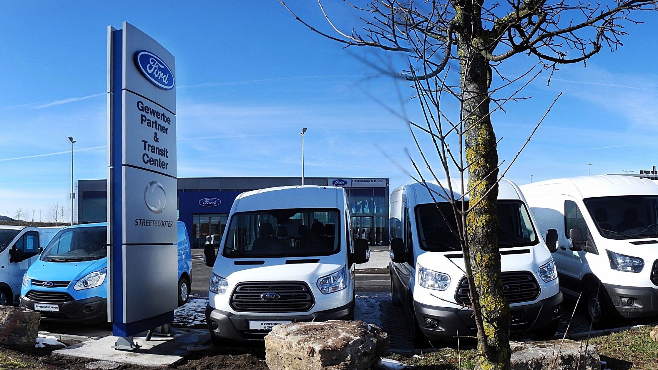 Ford Nutzfahrzeugzentrum eröffnet