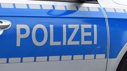 Zusammenstoß zweier Pkw bei Glätte