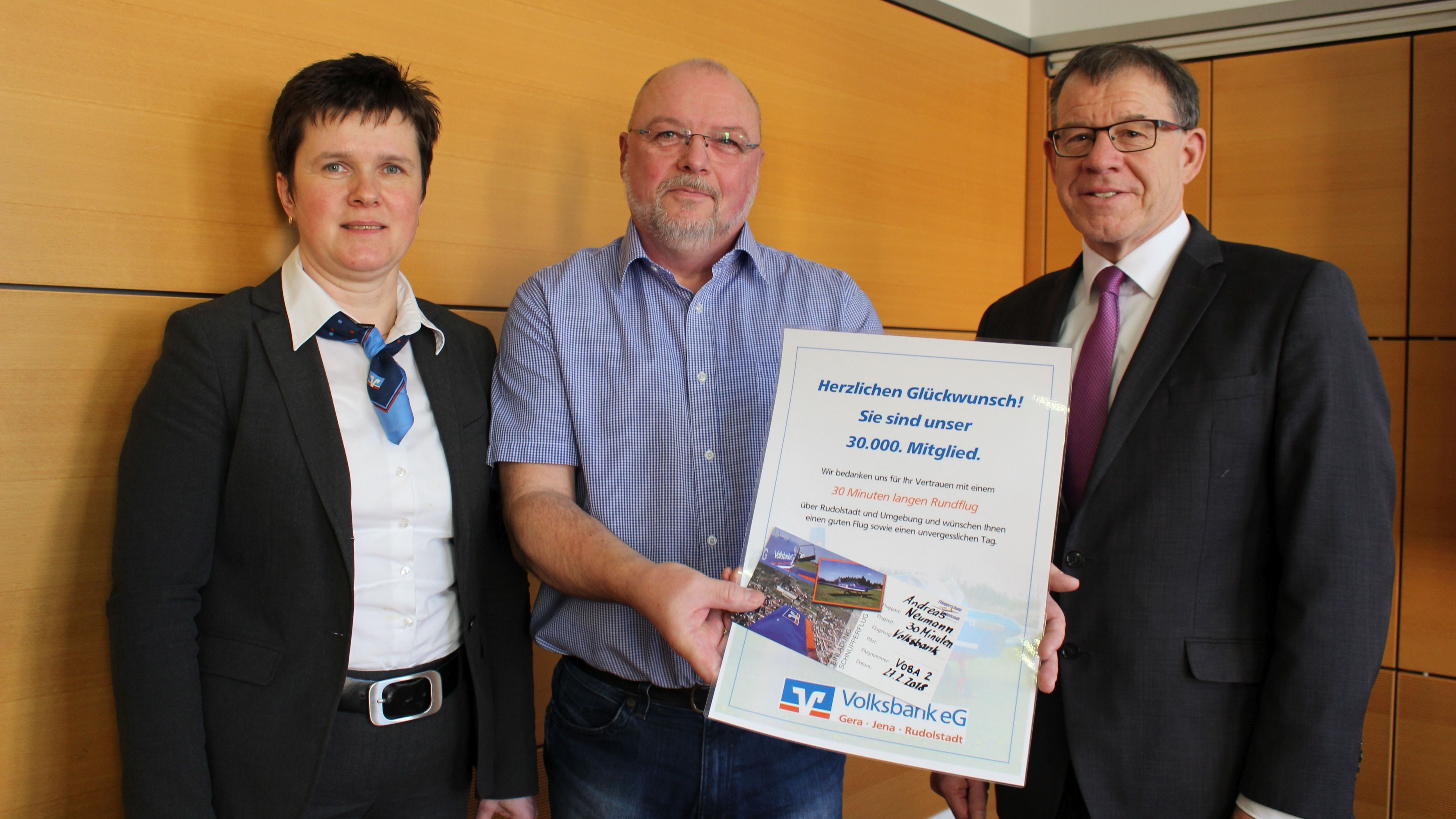 Volksbank begrüßt 30 000. Mitglied