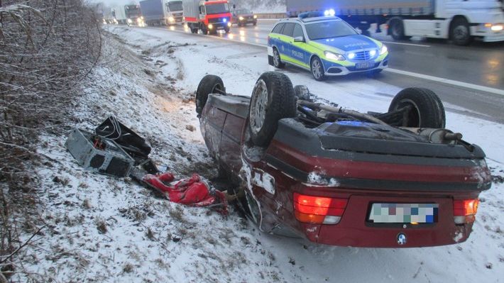 Kontrolle verloren, überschlagen, leicht verletzt
