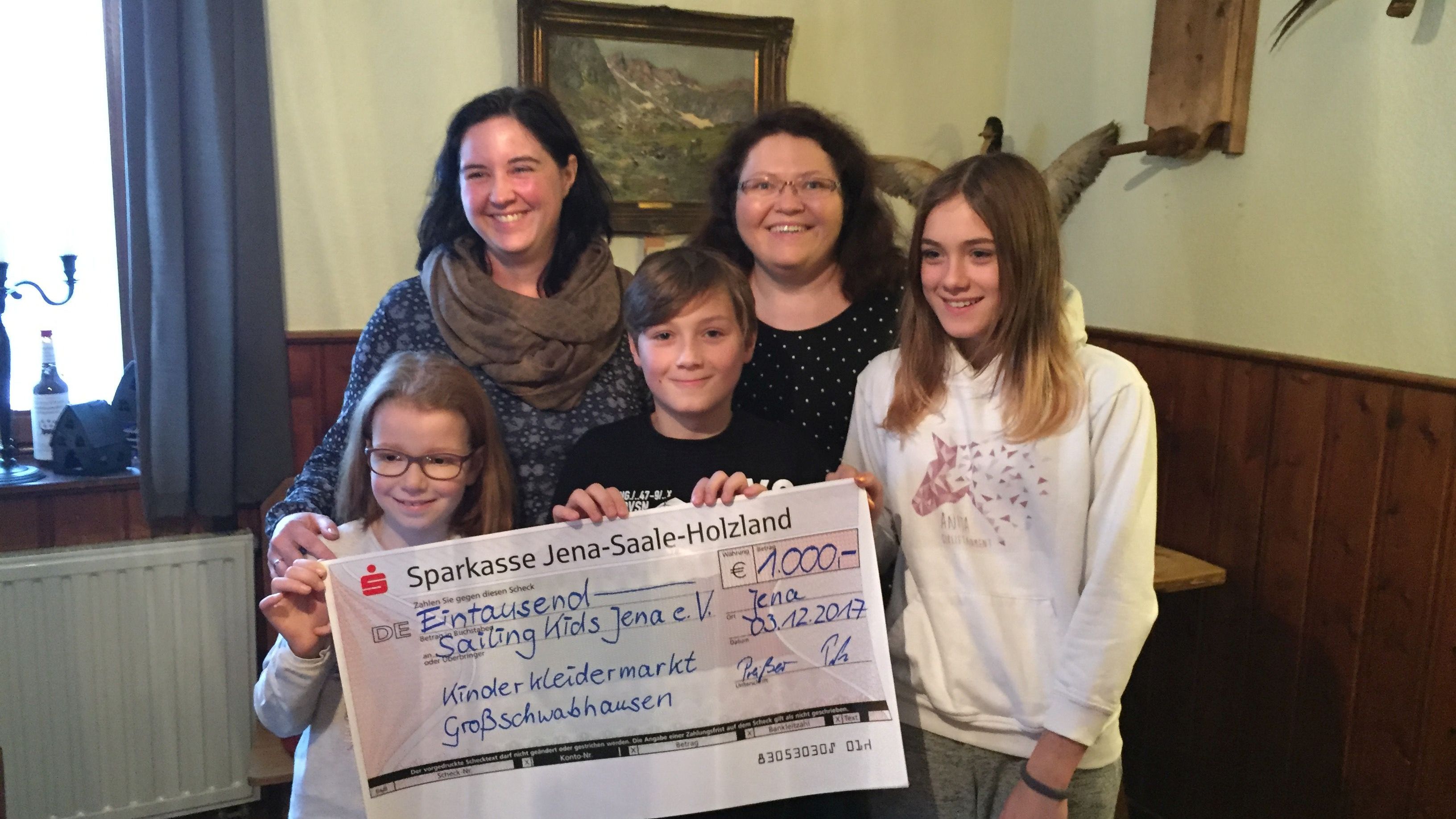 Kinderkleidermarkt in Großschwabhausen 