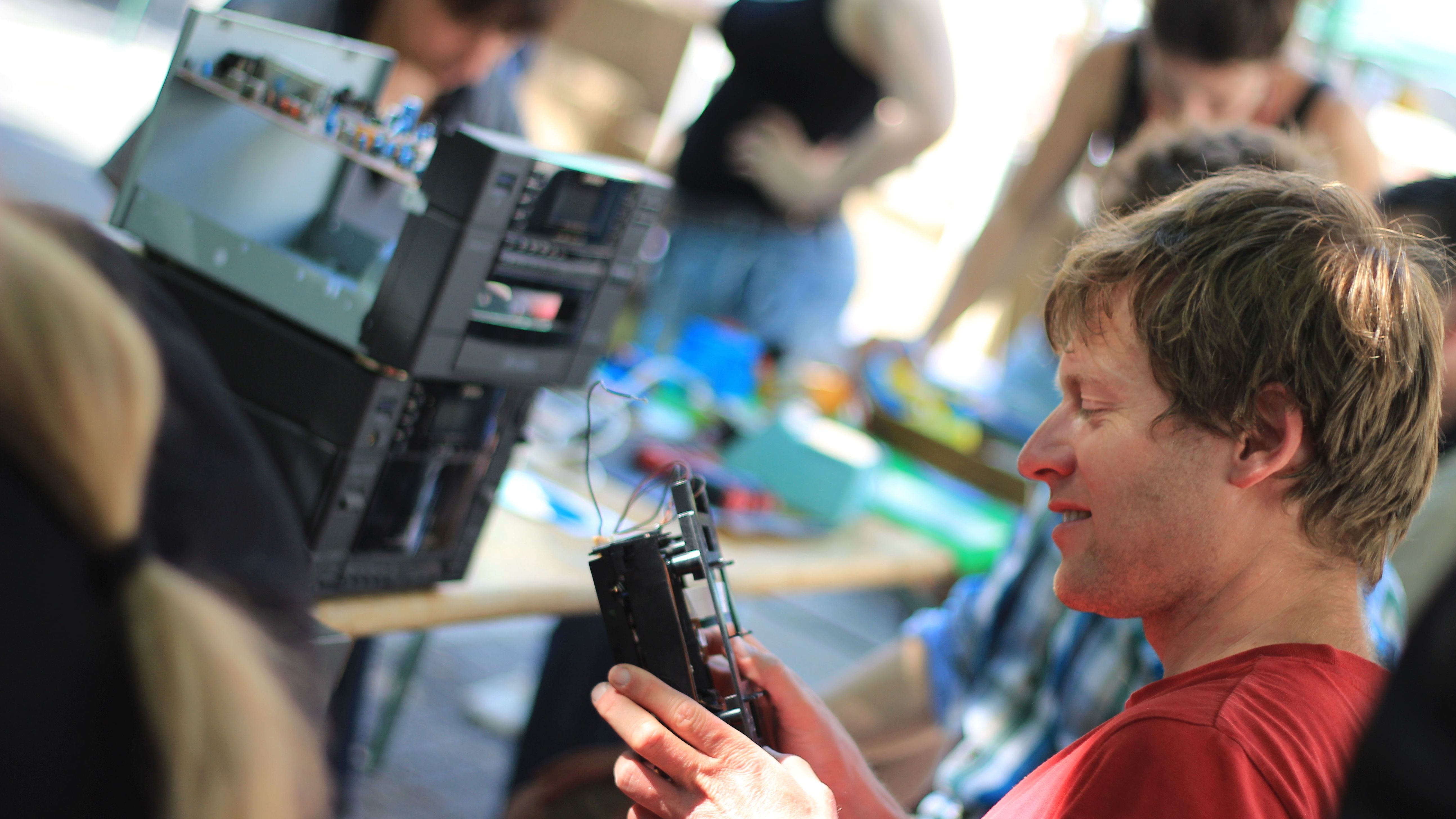 Reparier-Café in der Ernst-Abbe-Hochschule