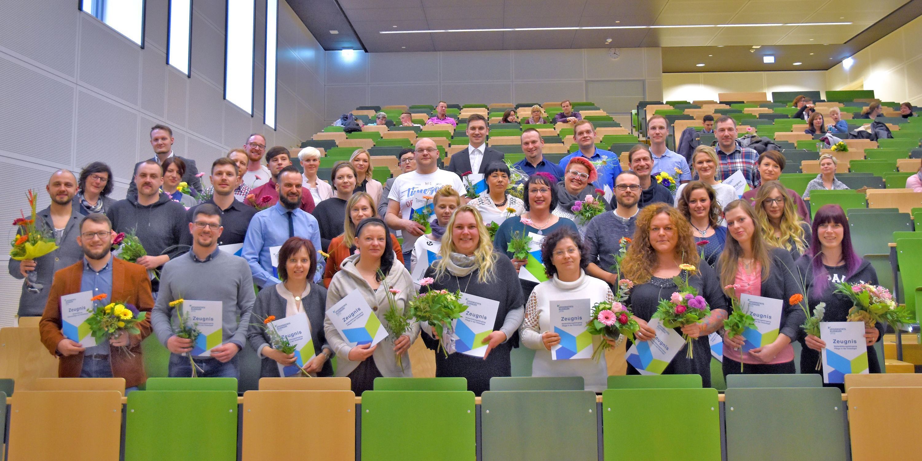 Pflegekräfte schlossen Weiterbildungen ab