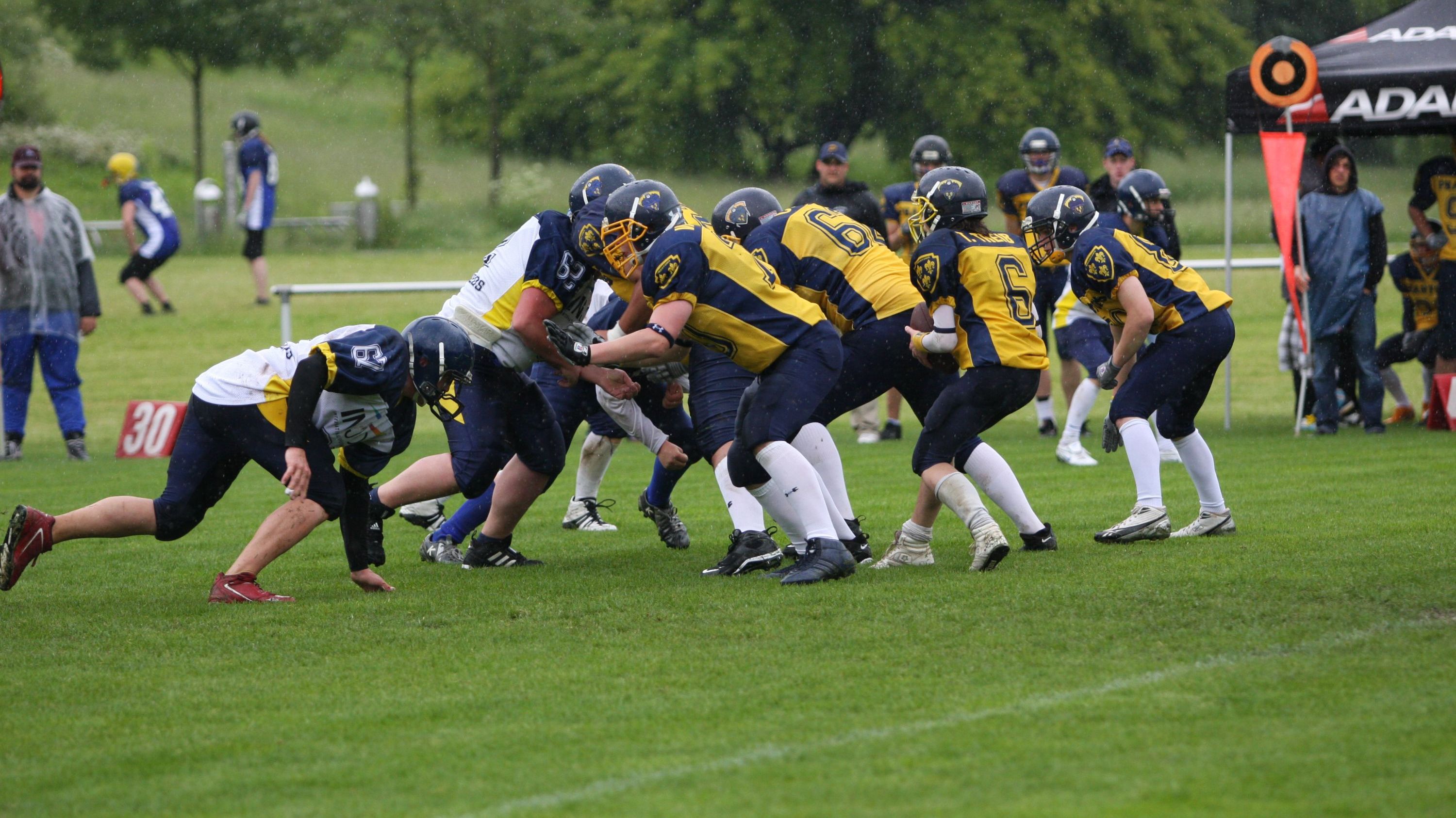 Hanfrieds starteten mit Saisonsieg in Berlin