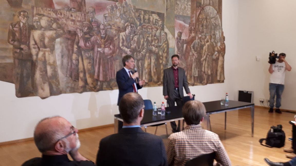 OB-Stichwahl: Dr. Thomas Nitzsche deutlich vor Dr. Albrecht Schröter