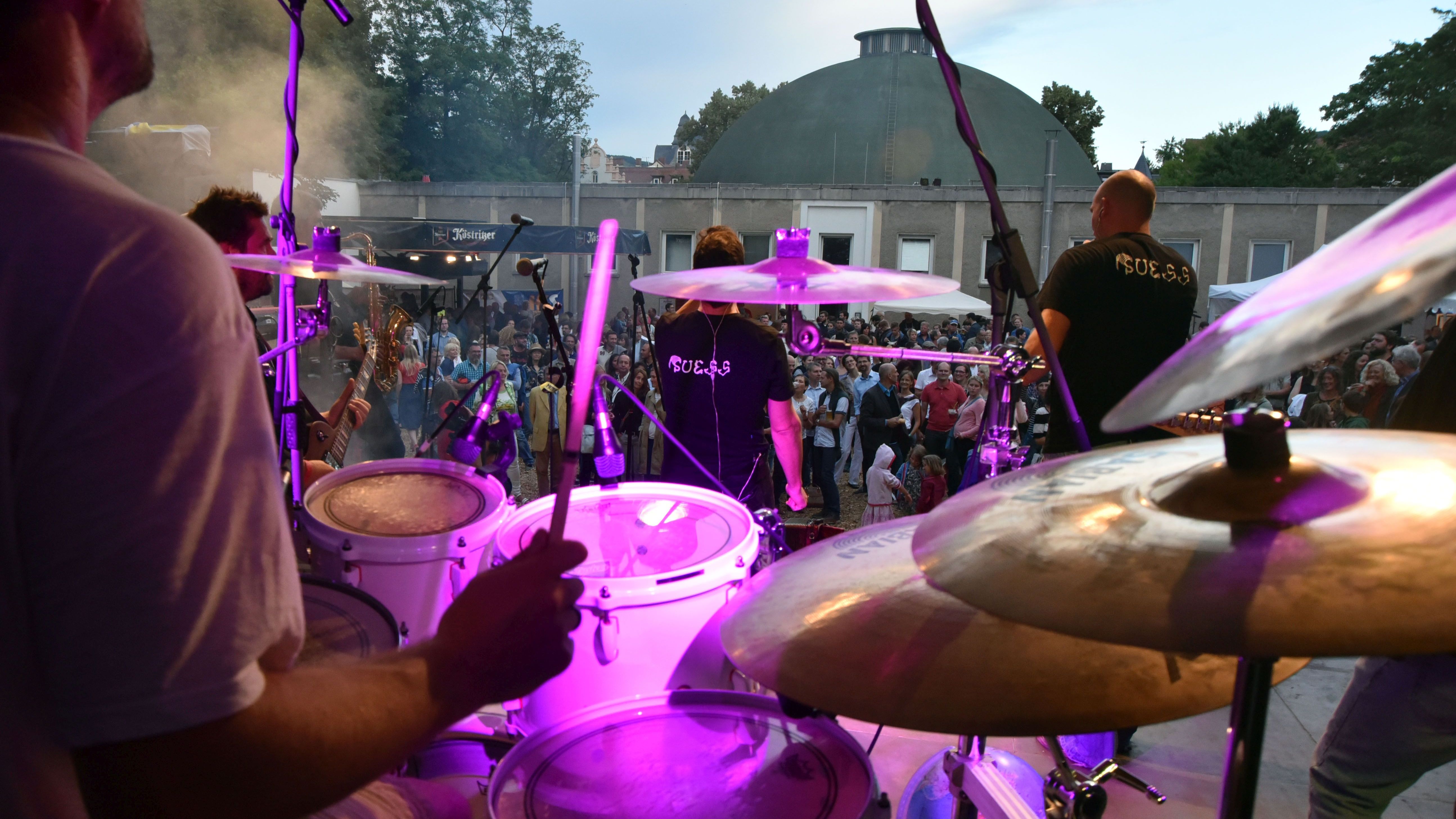 Kartenvorverkauf für Uni-Sommerfest gestartet