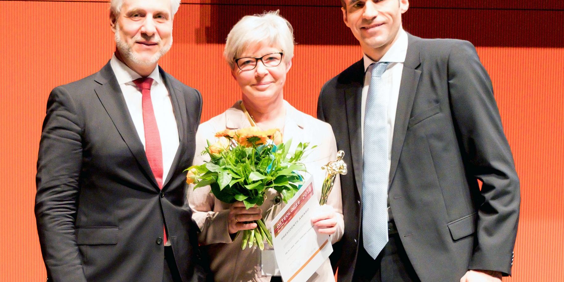 Mediziner auf Osteologie-Kongress ausgezeichnet