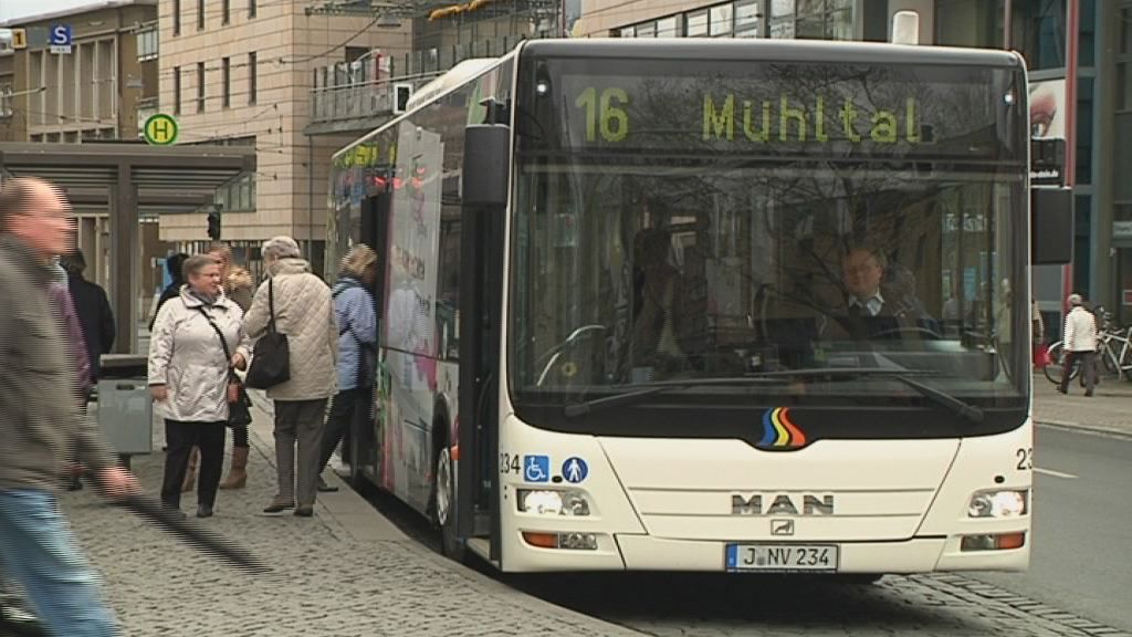 Umleitung für die Linie 16 im Ziegenhainer Tal