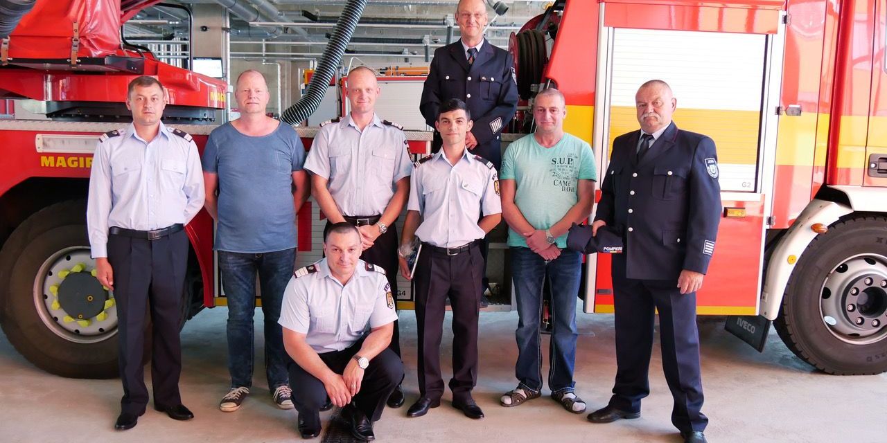 Feuerwehrleute aus Lugoj in Jena zu Gast